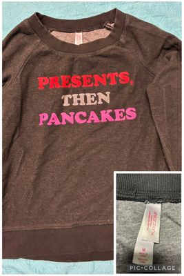 XHILARATION holiday PJ/lounge LS top Presents then pancakes grey top Women's - M