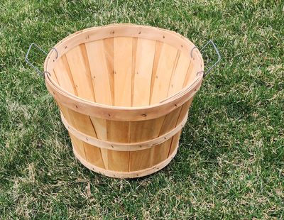 LARGE APPLE BASKET SIZE 14 " 1/2 good condition