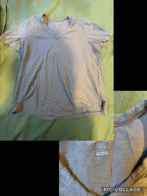 Universal thread tee  Women's - XL