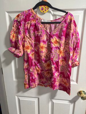 Loft Short sleeve pink shirt with orange flowers Women's - XL