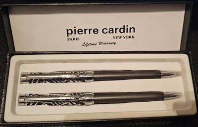 pierre cardin New vintage pen and pencil set silver & black