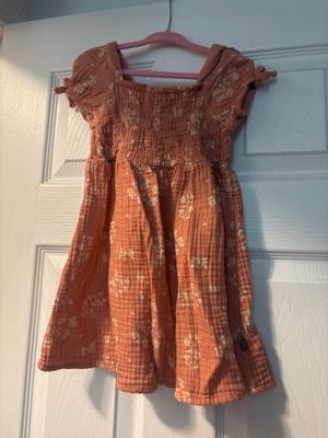 Modern moments Coral dress with flowers 3T
