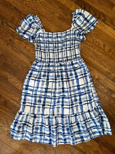 Gap blue gingham smocked dress Have mommy/me matching dress in size 3, see other listing Women's - M