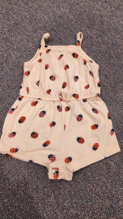 Old Navy Summer romper 3-6 Months