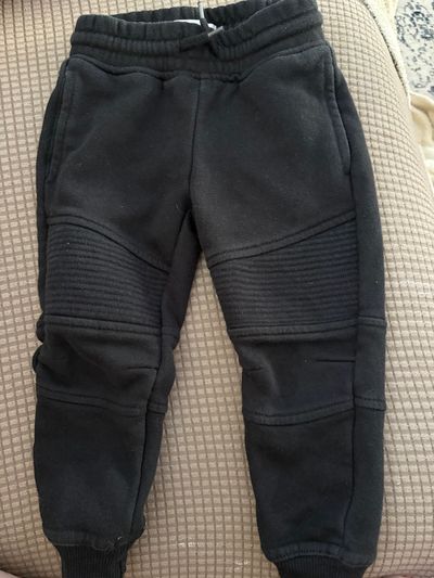 Epic threads Jogger sweats 2T