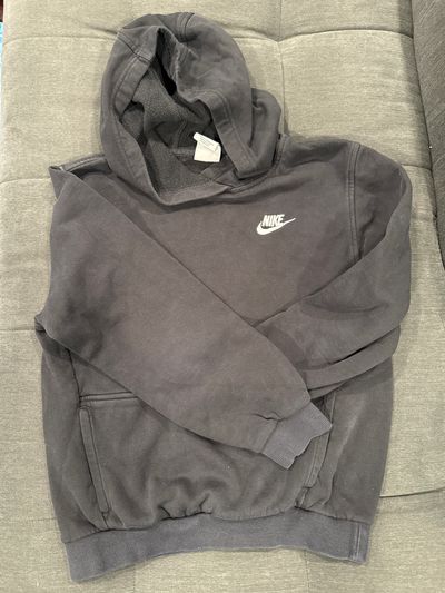 Nike Black nike hoodie with white Nike logo on left side 6T/6
