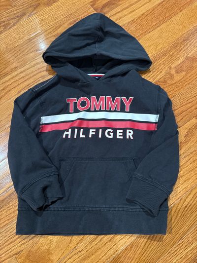 Tommy Hilfiger Black hooded shirt 2T