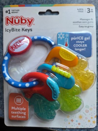 NEW Nuby ice bite keys teething NEW in packaging teething keys