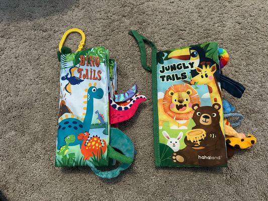 Tail Books Like New: 2 Tail Books, dinosaurs and jungle animals