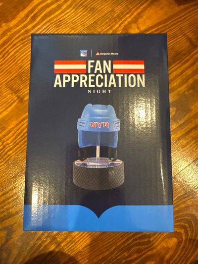 New York rangers New hockey puck and helmet figurine