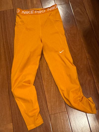 Nike pro workout pants  Women's - S
