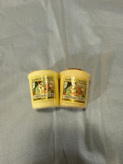 Yankee candle Two Christmas cookie votives