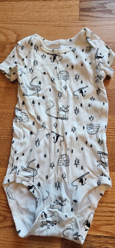 Carter's Like new 12M bodysuit feature North Pole theme graphics 12 Months