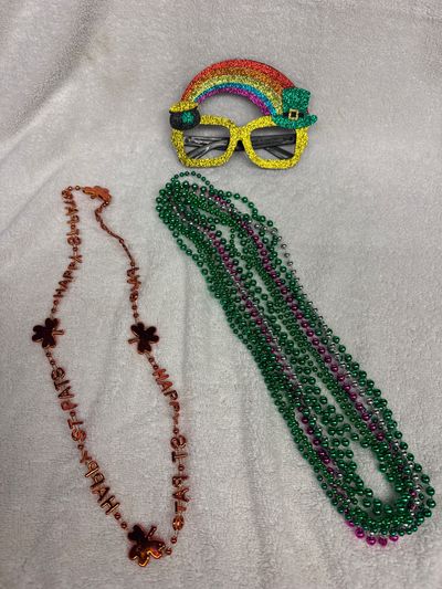 St Patricks Day Glasses and Beads St Patricks Day Glasses and Beads
