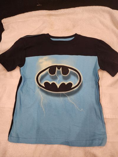 Batman black and blue Batman youth t-shirt 7-8