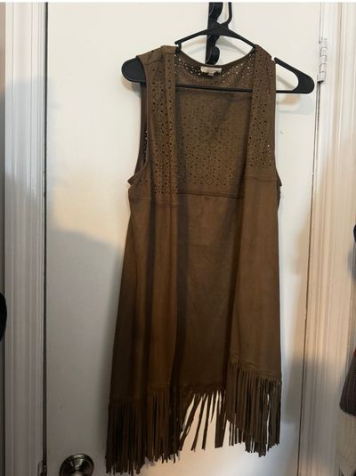 New Womens Frindge Vest. Never Worn New Womens Frindge Vest. Never Worn Women's - M