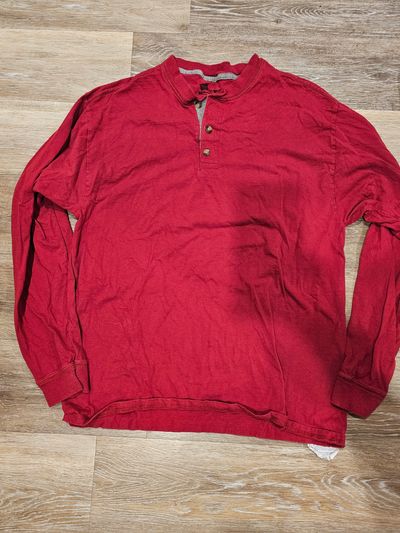 Hanes Red lomg sleeve shirt Men's - M