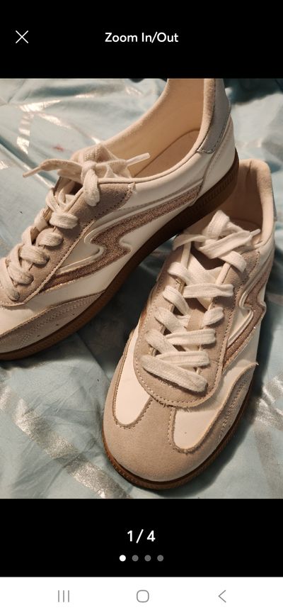 Madden girl Worn once.  Great condition 5 (Big Kid)