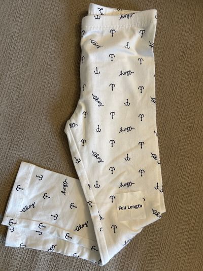 BRAND NEW Old Navy Brand New blue anchors on cream color full length leggings 4T