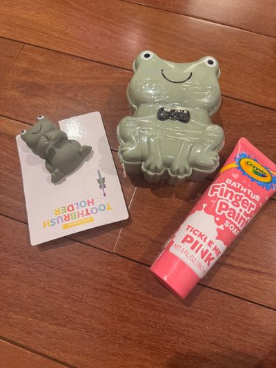 Brand new bathroom accessories,  toothbrush cover Soap dish, and fingerpaint for tub
