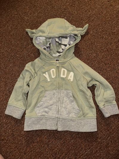 Gap Baby Star Wars yoda zip up hoodie 6-12 Months