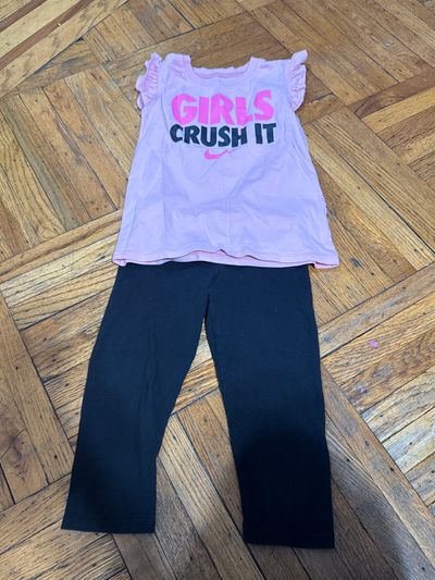 Nike girl top black crop leggings capri sz 6  6T/6