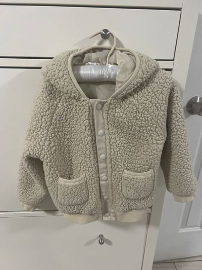 Jamie Key Baige hooded jacket with ears 3T