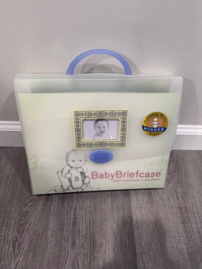 Baby briefcase A place to store paperwork all in one place. Brand new
