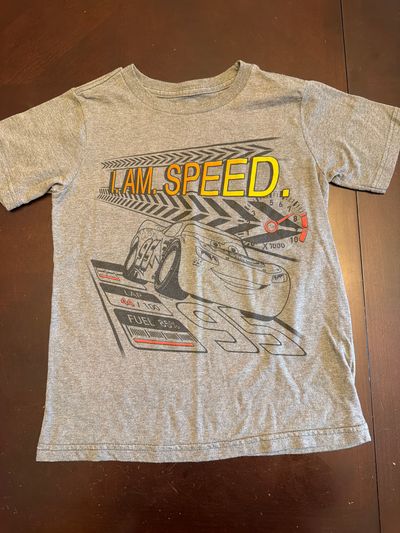 Size 5-6 Disney cars tee  5T/5