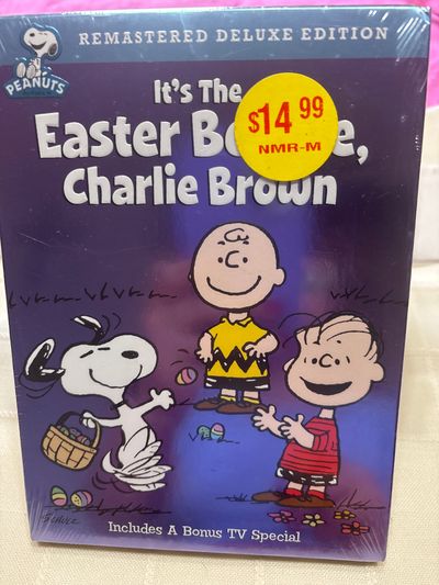 NEW- its the Easter beagle Charlie Brown Unopened packaging