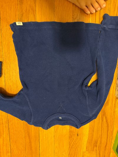 Gap Waffle long sleeve blue 5T/5