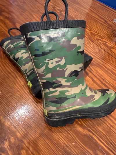 Western chief Camo rain boots 11 (Lil' Kid)