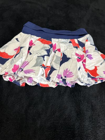 Gymboree Navy and white flowered skirt 4T