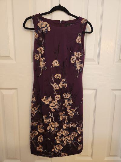 Ivanka Trump Lace Printed Embroidered Sleeveless office/wedding NEW price $168 Women's 2