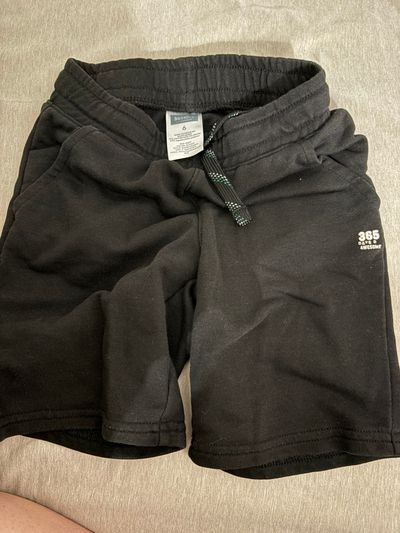 365kids Black shorts 6T/6