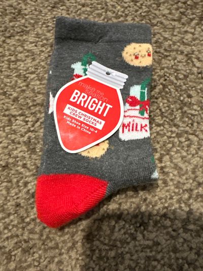 Brand new with tags kids Christmas crew socks Size 10-4