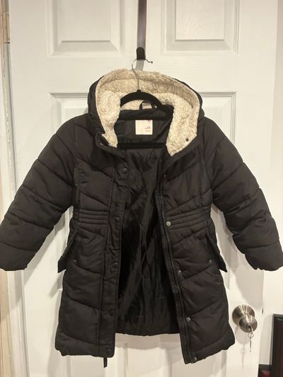 SO Black puffer puffer black hooded 6T/6