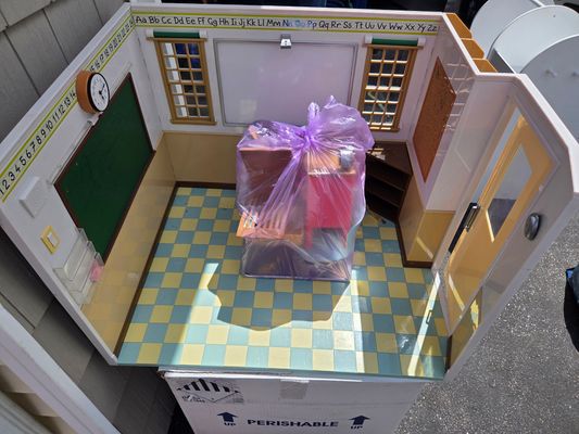 Our Generation Awesome Academy School Room For 18 inch dolls