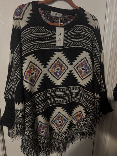 Brand New, One Size. ZA Aztec Tribal Fringe sweate Brand New, One Size. ZA Aztec Tribal Fringe Poncho Sweater Women's - L