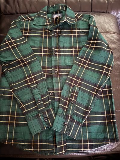 Childrens Place Green & Black Plaid LS Buttoned Shirt 7-8