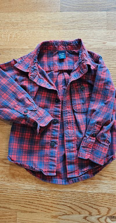 Baby Gap Good condition 18-24M soft lightweight flannel button down shirt 18-24 Months