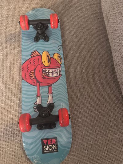 version board still wrapped in plastic New but the Wheels were used so like new Retail over $25