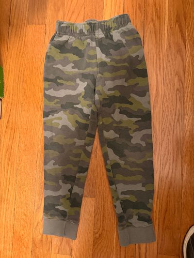 Cat and Jack Cat and Jack cameo sweat pants 5T/5