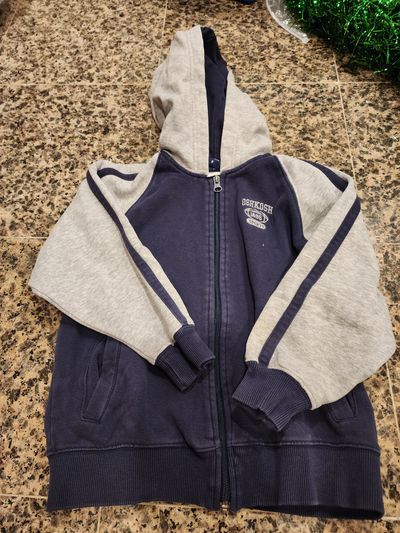OshKosh B'gosh toddler boys' full-zip logo hoodie OshKosh B'gosh toddler boys' full-zip logo hoodie in navy blue an 5T/5