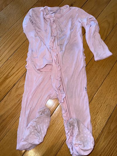 Bums & Roses Light pink bamboo footie pajama super soft 18-24 Months