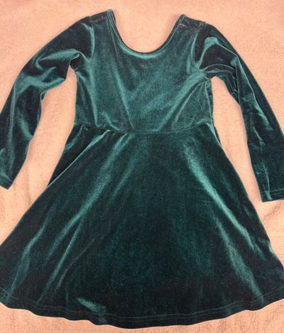The Childrens Place Green Valor Dress size 4t The Childrens Place Green Valor Dress size 4t 4T