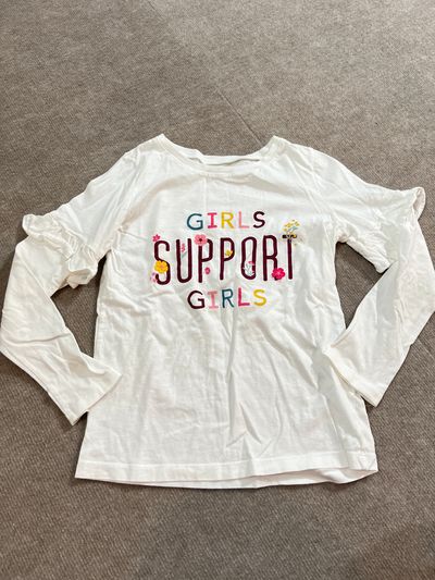 Carters Ruffle on sleeves. Like New. Long Sleeve 10-12