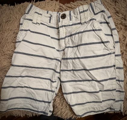 Gap shorts Size 7 7-8