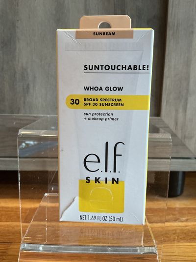 Elf - New suntouchable whoa glow SPF 30 sunscreen & primer - color sunbeam sheer peach shimmer
