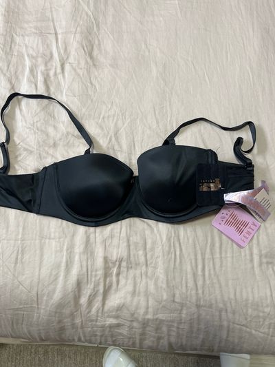 Savage New with tag , exclusive brand , bra size 36C no padded Women's - L